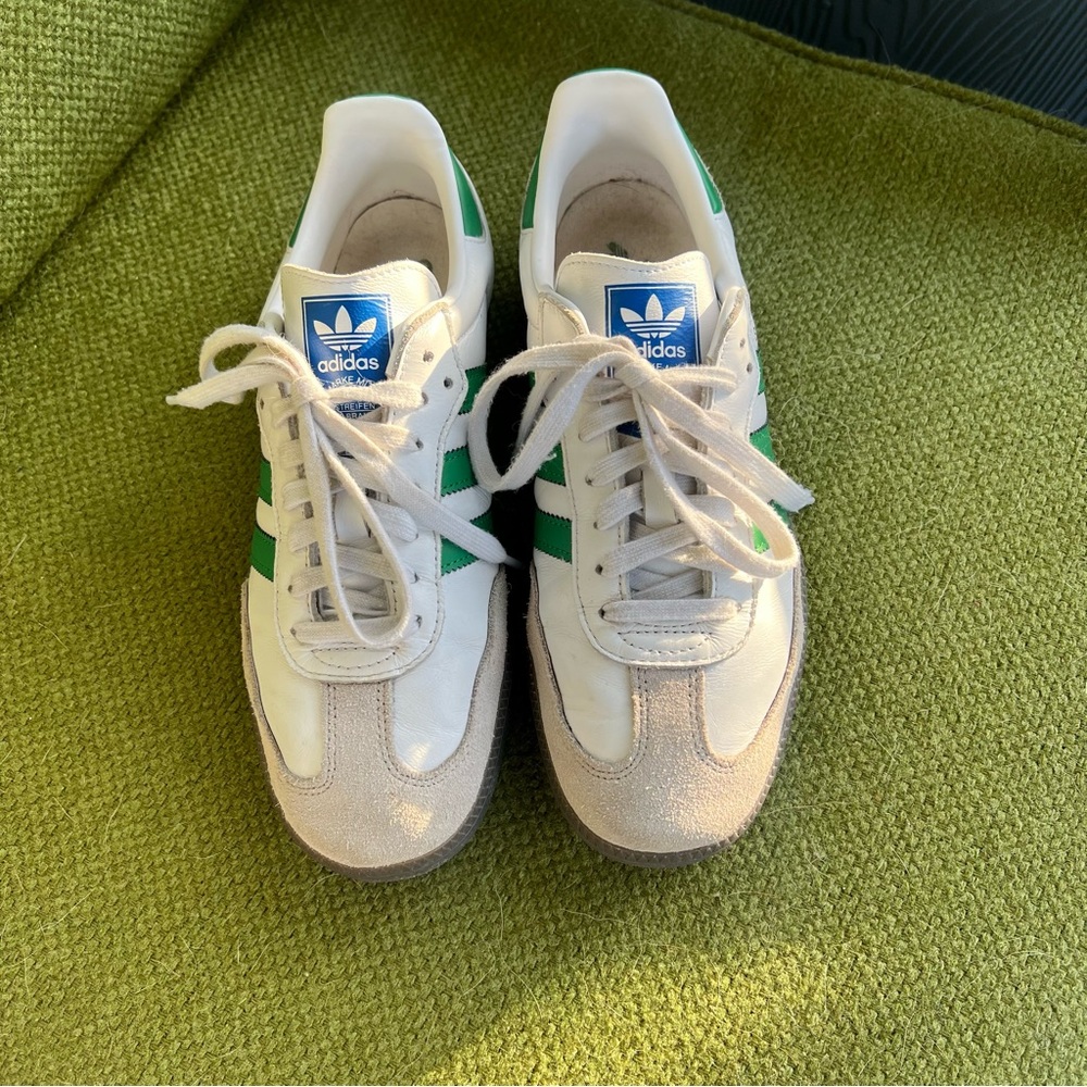 Samba OG Shoes, like new condition